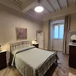 Indipendente 2 5 Posti Letto Pressi Piazza Duomo Appartamento Pistoia