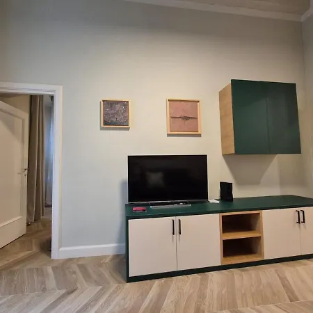 Appartamento Indipendente 2 5 Posti Letto Pressi Piazza Duomo